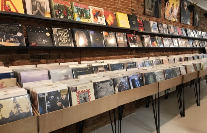 Kiezen beoefenaar Pedagogie Muziek op LP (vinyl) of CD kopen? | Platomania.nl